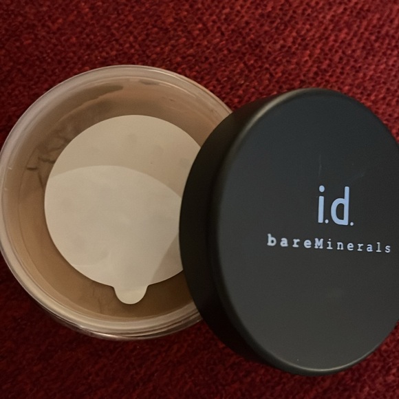 Bare minerals original foundation in dark sealed new - Picture 2 of 2